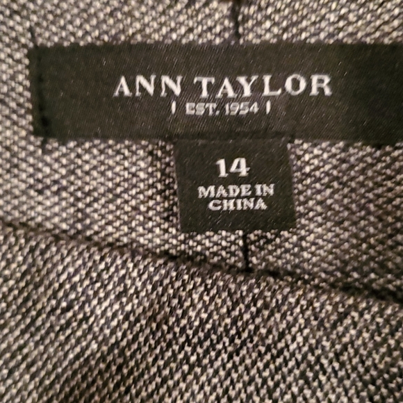 Ann Taylor skirt, 14 - Picture 4 of 8